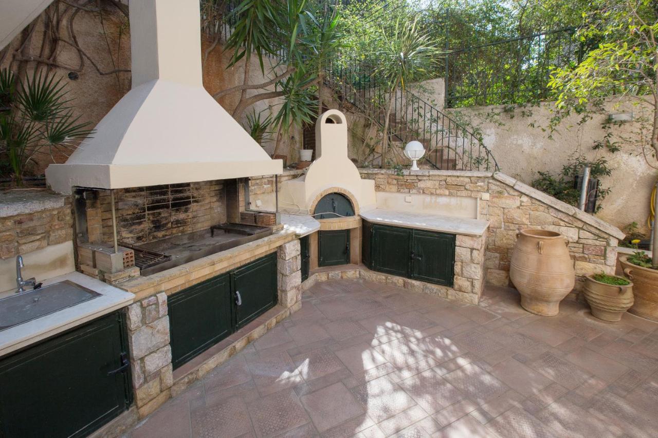 Exceptional Villa In Voula Near The Sea Athens Exterior photo